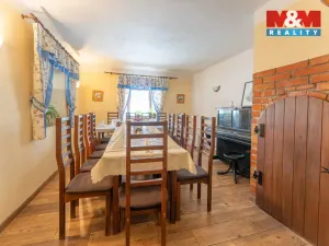 Prodej restaurace, Suchdol, 390 m2