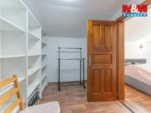 Prodej restaurace, Suchdol, 390 m2