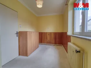Prodej bytu 3+1, Strážov, 75 m2