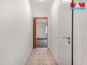 Pronájem bytu 2+1, Liberec, Holubova, 42 m2