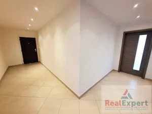 Prodej bytu 3+kk, Praha - Pitkovice, Lošáková, 86 m2