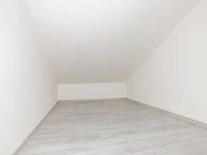 Pronájem bytu 1+kk, Praha - Vršovice, Košická, 49 m2