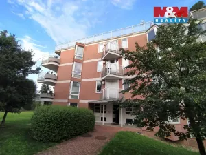 Pronájem bytu 2+kk, Praha, U kříže, 66 m2