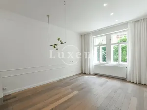 Pronájem bytu 3+kk, Praha - Vinohrady, náměstí Jiřího z Poděbrad, 92 m2