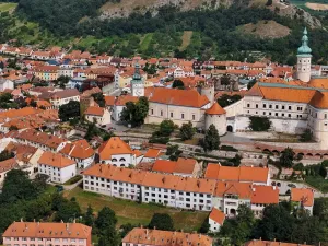 Prodej bytu 2+kk, Mikulov, Husova, 50 m2
