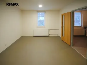 Prodej kanceláře, Praha, 226 m2