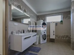 Prodej rodinného domu, Kbelany, 142 m2