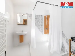 Prodej rodinného domu, Žlutava, 279 m2