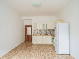 Pronájem bytu 2+kk, Praha - Vršovice, Vršovická, 48 m2