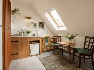 Prodej ubytování, Číměř, 650 m2