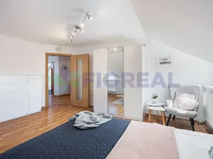 Prodej rodinného domu, Strančice, V Zátiší, 202 m2