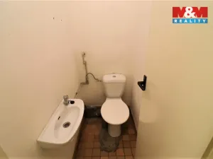 Pronájem obchodního prostoru, Praha - Holešovice, Ortenovo náměstí, 77 m2