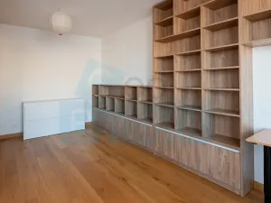 Prodej bytu 1+kk, Praha - Troja, Hnězdenská, 41 m2