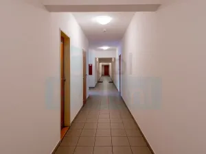 Prodej bytu 1+kk, Praha - Troja, Hnězdenská, 41 m2
