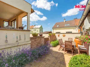 Prodej obchodního prostoru, Kladno - Kročehlavy, Vrchlického, 163 m2