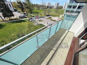 Pronájem bytu 1+kk, České Budějovice, Na Zlaté stoce, 31 m2