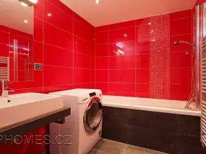 Pronájem bytu 2+kk, Praha - Libeň, U libeňského pivovaru, 57 m2