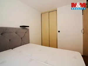 Pronájem bytu 2+kk, Horoměřice, Velvarská, 45 m2