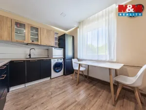 Prodej bytu 3+1, Jirkov, Na Borku, 71 m2