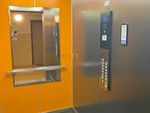 Pronájem bytu 2+kk, Praha - Troja, Krynická, 46 m2