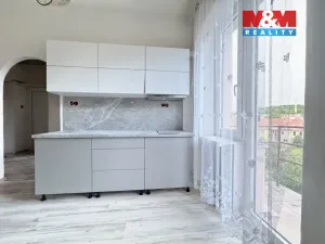 Pronájem bytu 3+1, Slaný, Stehlíkova, 83 m2