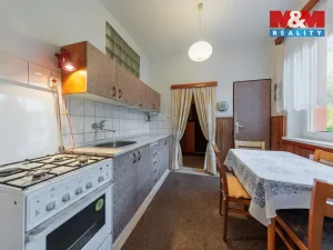 Prodej bytu 3+1, Karlovy Vary, Závodu míru, 59 m2