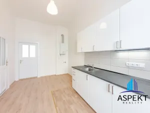 Pronájem bytu 2+1, Praha - Smíchov, Zborovská, 70 m2
