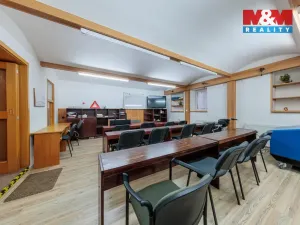 Prodej obchodního prostoru, Karlovy Vary, Moskevská, 57 m2