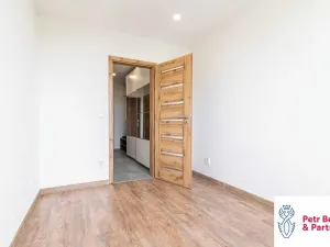Prodej bytu 2+kk, Rakovník, V Lukách, 41 m2