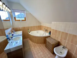Prodej rodinného domu, Staré Hradiště, Na Hledíku, 170 m2