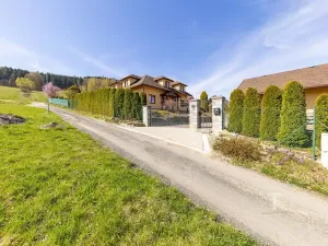 Prodej rodinného domu, Lipová-lázně, 232 m2