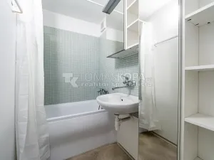 Pronájem bytu 2+kk, Praha - Bohnice, Poznaňská, 44 m2