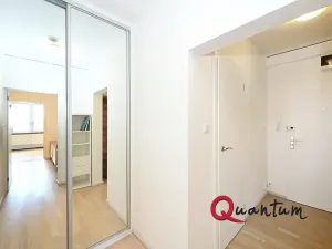 Pronájem bytu 2+1, Praha - Prosek, Jablonecká, 55 m2