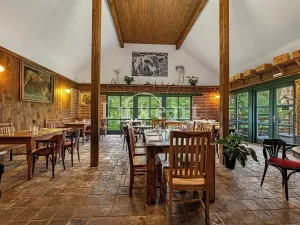 Prodej komerční nemovitosti, Stříbrná Skalice, 1700 m2