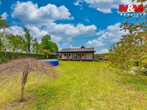 Prodej pozemku pro bydlení, Nepoměřice, 923 m2