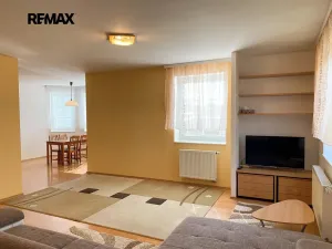 Pronájem bytu 3+kk, Vestec, Ve Stromkách, 110 m2
