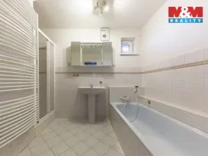 Prodej rodinného domu, Hrdlořezy, 229 m2