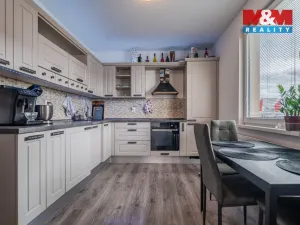 Prodej bytu 3+1, Nehvizdy, Kubišova, 70 m2