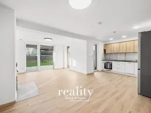 Pronájem bytu 2+kk, Jihlava, Na Nivách, 66 m2