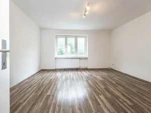 Pronájem bytu 2+1, Praha - Hloubětín, Na obrátce, 55 m2