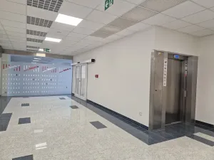 Pronájem obchodního prostoru, Šlapanice, Nádražní, 187 m2