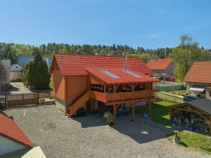 Prodej rodinného domu, Zavidov, 261 m2