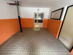 Prodej bytu 2+1, Podbořany, Sídliště Míru, 73 m2