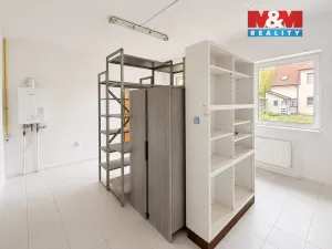 Pronájem obchodního prostoru, Praha - Horní Počernice, Náchodská, 230 m2