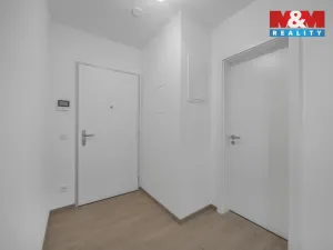 Pronájem bytu 1+kk, Praha, 32 m2