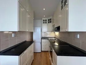 Pronájem bytu 2+kk, Praha - Kobylisy, Kyselova, 44 m2