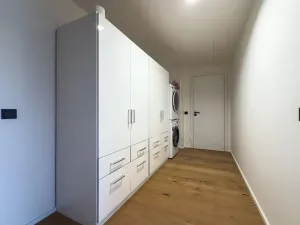 Pronájem bytu 2+kk, Praha - Smíchov, Grafická, 57 m2
