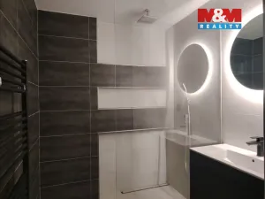 Prodej bytu 2+kk, Praha, Na Maninách, 43 m2