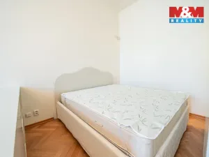 Pronájem bytu 1+kk, Praha - Josefov, Valentinská, 31 m2
