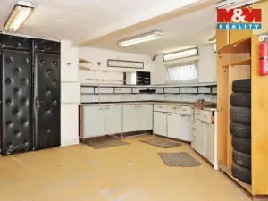 Pronájem garáže, Havlíčkův Brod, 28 m2